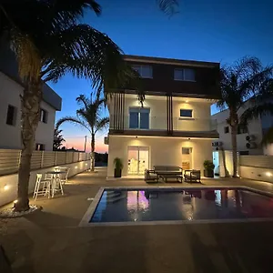Valerian Palm - Napa's Secret Escape Villa Ayia Napa